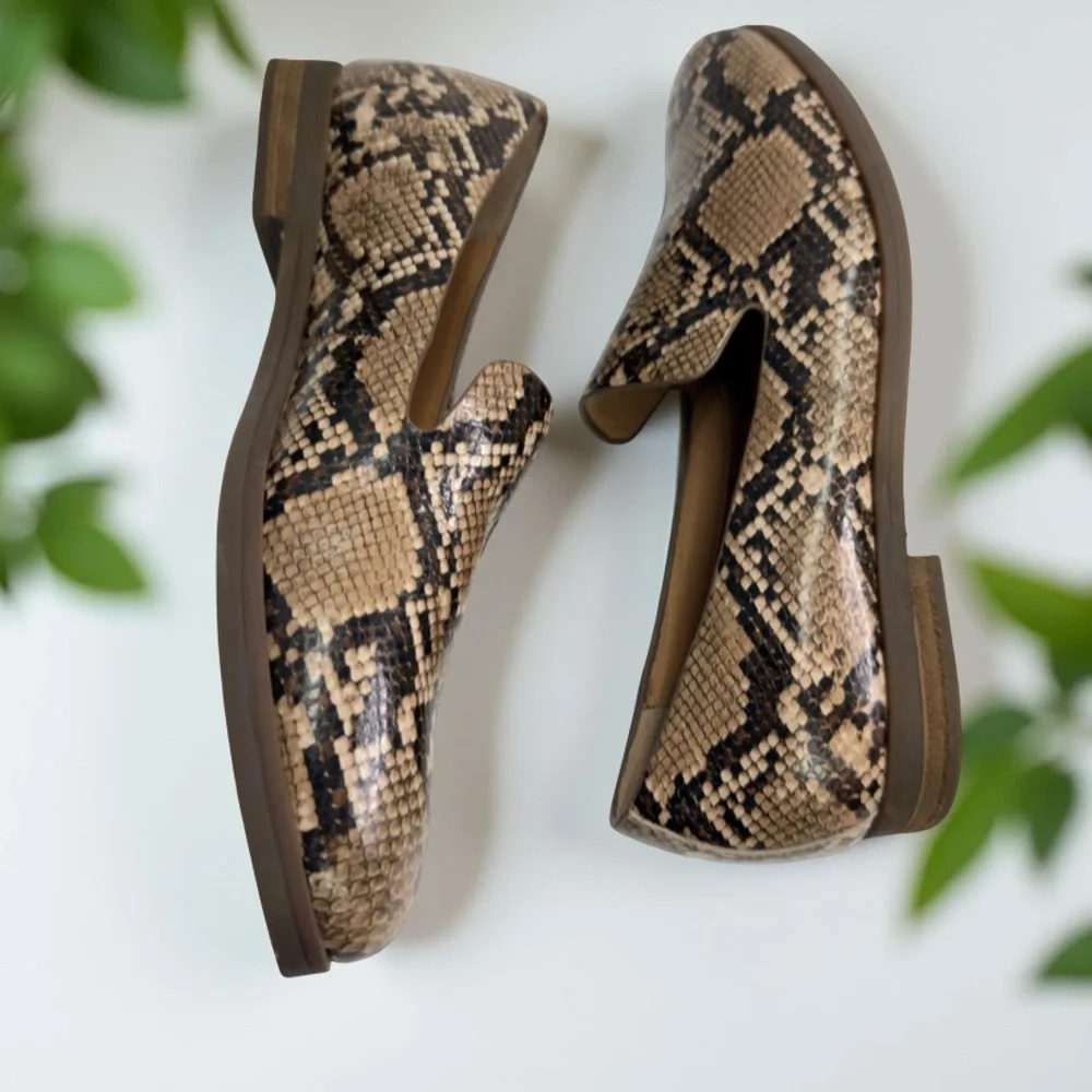 New Korks Laine Snake Embossed Leather Loafer, Size 8.5
